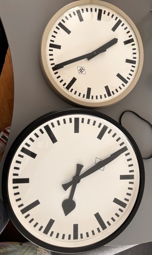 Hochwertige uhr - hochwertige,