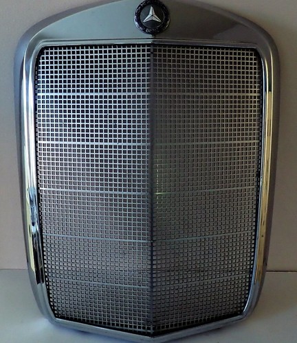Kühlergrill mercedes 180 - ,