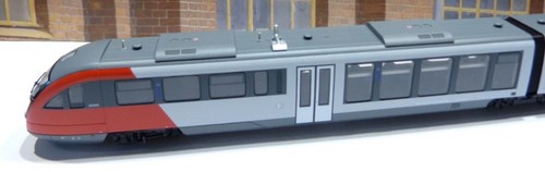 Piko desiro der öbb dcc - desiro, in