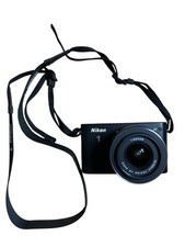 Nikon 1 J1 / Digitalkamera