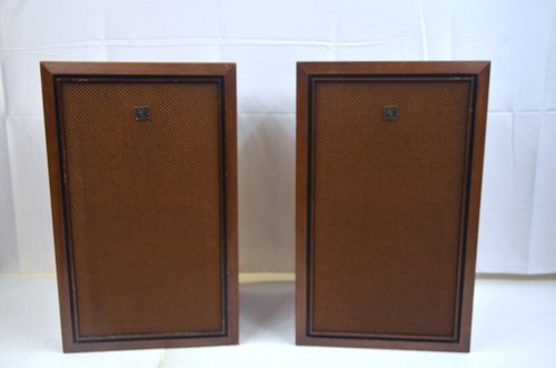 Akai 120a speakers - sw,