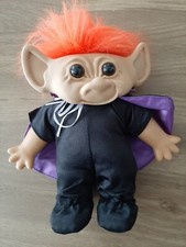 Troll mit Umhang, Magier, Zauberer Puppe Kuscheltier Vintage ca. 30 cm 