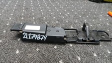 2L174B74 *  Heckklappenschloss