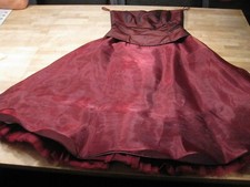 Damenkleid Ballkleid dunkelrot Gr. 36 knielang Corsage Poly Reißverschluss