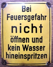 ALTES EMAILLESCHILD -