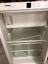 Einbaukühlschrank Liebherr ,Farbe weiss, 141 liter , Höhe 87cm, Breite 56cm ,