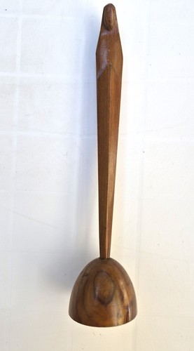 Alte stilisierte statuette - stilisierte,