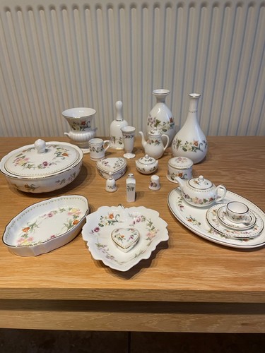 Wedgewood mirabelle bone china - bone,