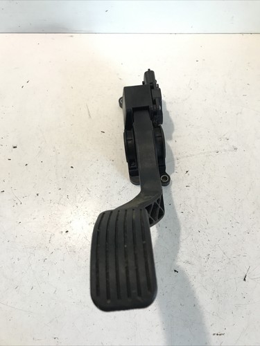 Hyundai accent gaspedal - accent,