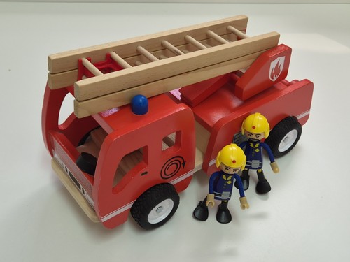 Feuerwehr auto wagen aus holz - feuerwehr,