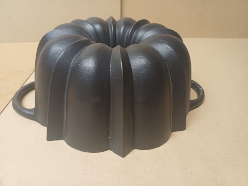 Kuchenform aus gusseisen - kuchenform,