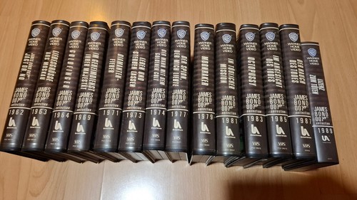 James bond 007 collection - james,