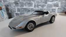 1:18 UT Models Chevrolet Corvette 1978 Silber