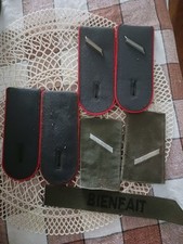 Bundeswehrschulterklappen + ein Bundeswehrnamensschild!