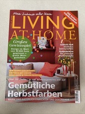 LIVING AT HOME Oktober 10/2025