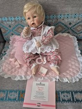 Porzellan Künstlerpuppe