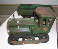 DDR Spielzeug Kettenschlepper KS 07 / 62