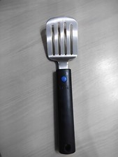 Grillbesteck Wender von TCM Edelstahl schwarzen Kunststoffgriff zum Ausziehen