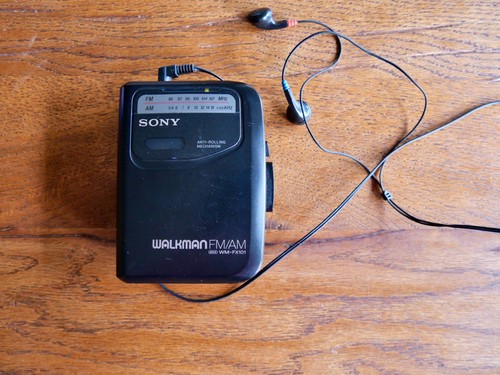 Sony walkman radio avls - fm/am,