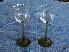 2 VINTAGE 60ER KRISTALLGLÄSER WEINGLÄSER FEINSCHLIFF GRÜNER STIEL TRANSPARENT