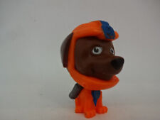 Fantasy Aktionfigur / Roboter Hund mit rotem Anzug .- 40 mm groß