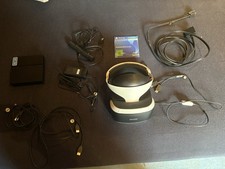 Sony PlayStation 4 VR V1 Brille + Kamera