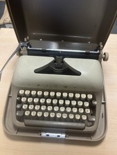 Triumph Schreibmaschine Gabriele