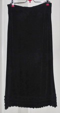 Kim&Co langer enger Rock Gr. L  44-46 Schwarz  Rüschenkante Slinky