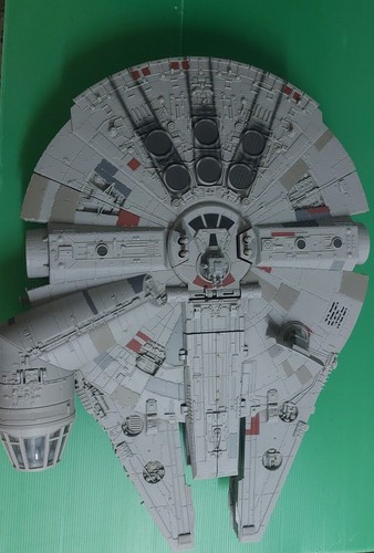 Hasbro millennium falcon - hasbro,