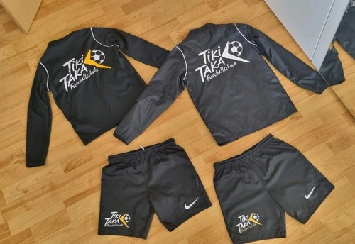 Tikitaka fußballschule - tikitaka, *