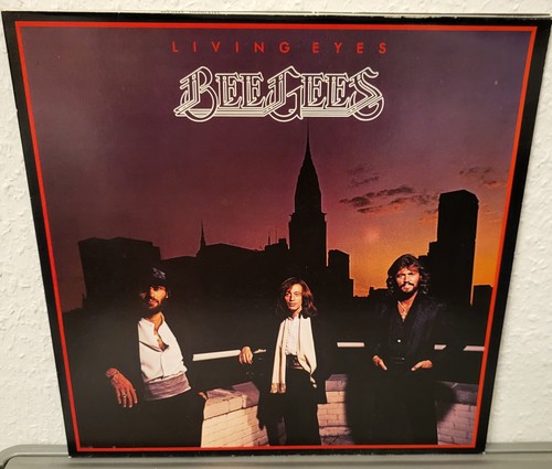 Bee gees living - bee, eyes