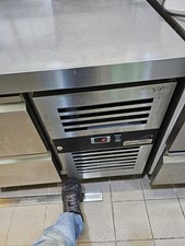 Kühltisch  8 Schubladen