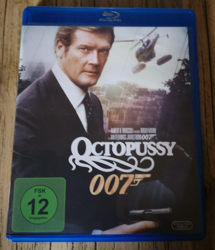 James bond 007 octopussy - james,