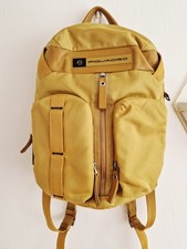 Piquadro Rucksack in gelb mit