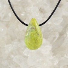 Budawi® grüner Opal Edelstein Tropfen Anhänger Hals Schmuck Kettenanhänger