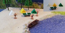 Campingplatz Spur N  3 Zelte mit Tischtennisplatte Badestrand Bausatz 1:160