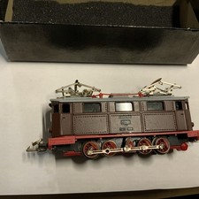 E 70 01 braun der DR in Ersatz