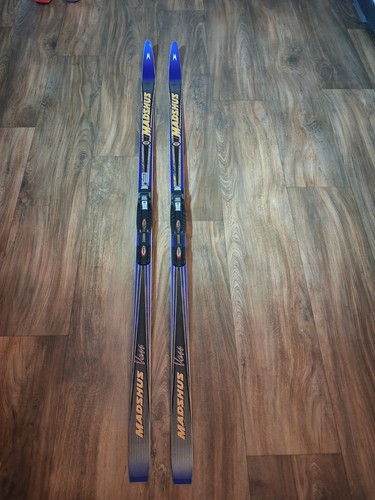 Langläufer ski skier langlauf - skier,