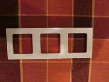 Busch-Jaeger Abdeckrahmen 3-fach Standardp. 14 St. "Neu"