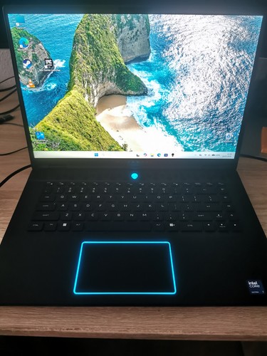 Alienware laptop m16 ultra - laptop,
