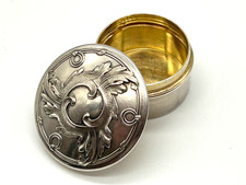 Tolle alte 800er  echt Silber Pillendose rund toll verziert und innen vergoldet