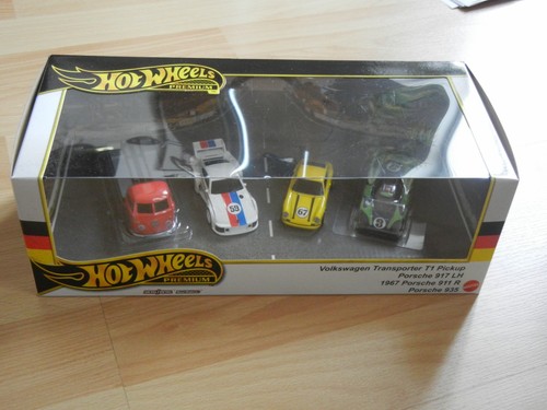 Hot wheels car culture diorama - hot,