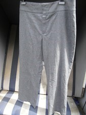 graue Stoffhose mit feinem roten Karo, Gr 44, ungetragen