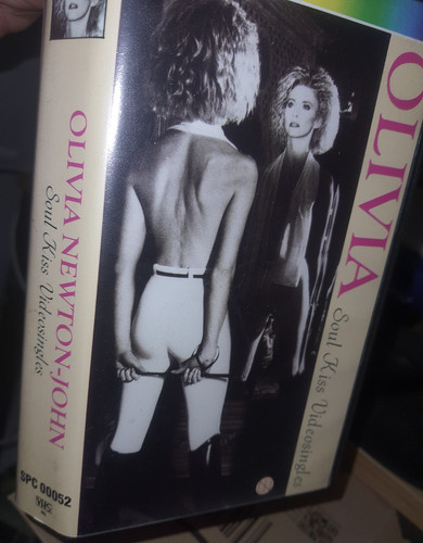 Olivia newton john soul - newton-john_soul, kiss