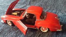 Mercedes Benz 190 SL, rot