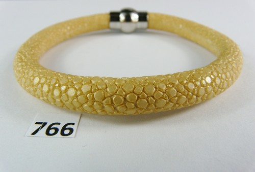 766 rochenleder armband - 766), mit