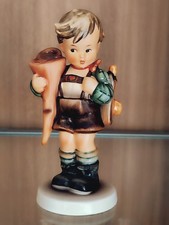Goebel Hummel Porzellanfigur "Schuljunge"