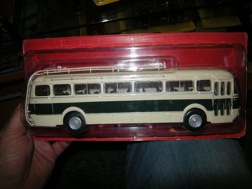 Ixo altaya bus renault - ixo/altaya,