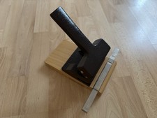 ELBA Alter Locher Gusseisen &