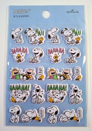 Snoopy woodstock peanuts gang - snoopy,
